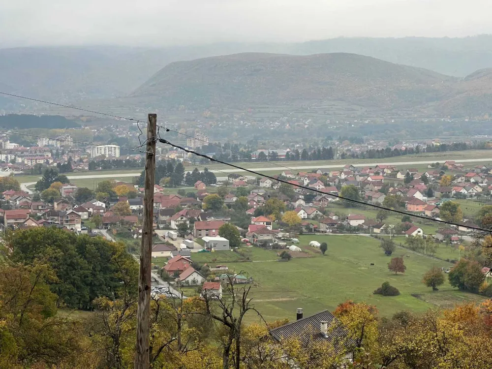Објекти око аеродромске писте
