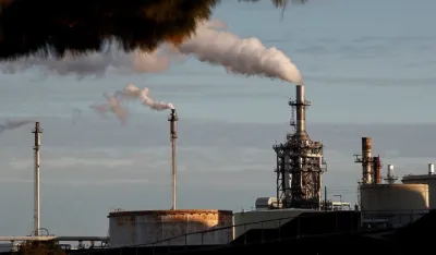 (VIDEO) Novi detalji o požaru u mađarskoj rafineriji: Sumnje na diverziju ukrajinske službe