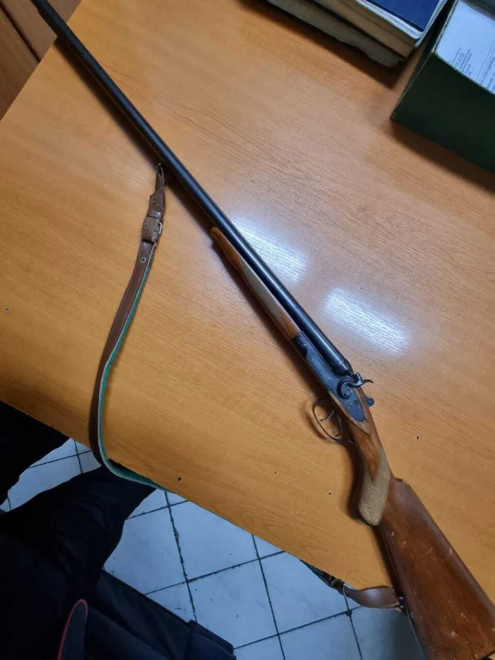 Policija pretresom stana u Risnu prona&scaron;la i oduzela pu&scaron;ku u ilegalnom posjedu