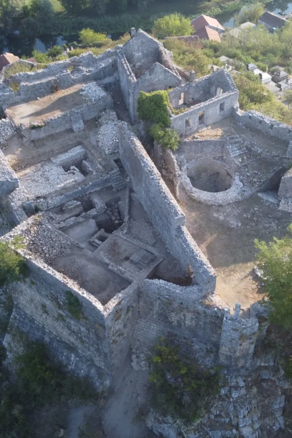Milatović pokreće inicijativu za obnovu Žabljaka Crnojevića