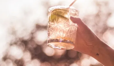 Britanci objavili listu zemalja u kojima postoji rizik od trovanja metanolom