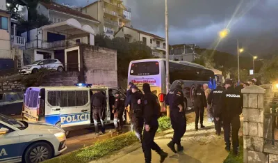 Incidenti u Herceg Novom zbog grafita tzv. OVK, intervenisala policija