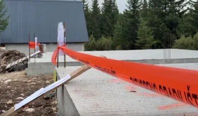 Inspektori na Žabljaku zapečatili 70 nelegalno izgrađenih objekata