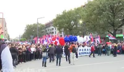 Srbija: Skupovi i &scaron;etnje protiv blokada u Požarevcu, Kraljevu i Vranju