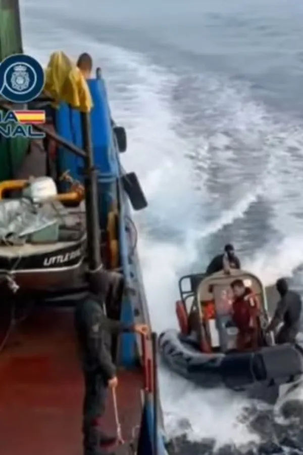 &Scaron;est i po tona kokaina zaplijenjeno na brodu kod Kanarskih ostrva