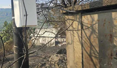 U Piperima mijenjaju izgorele stubove