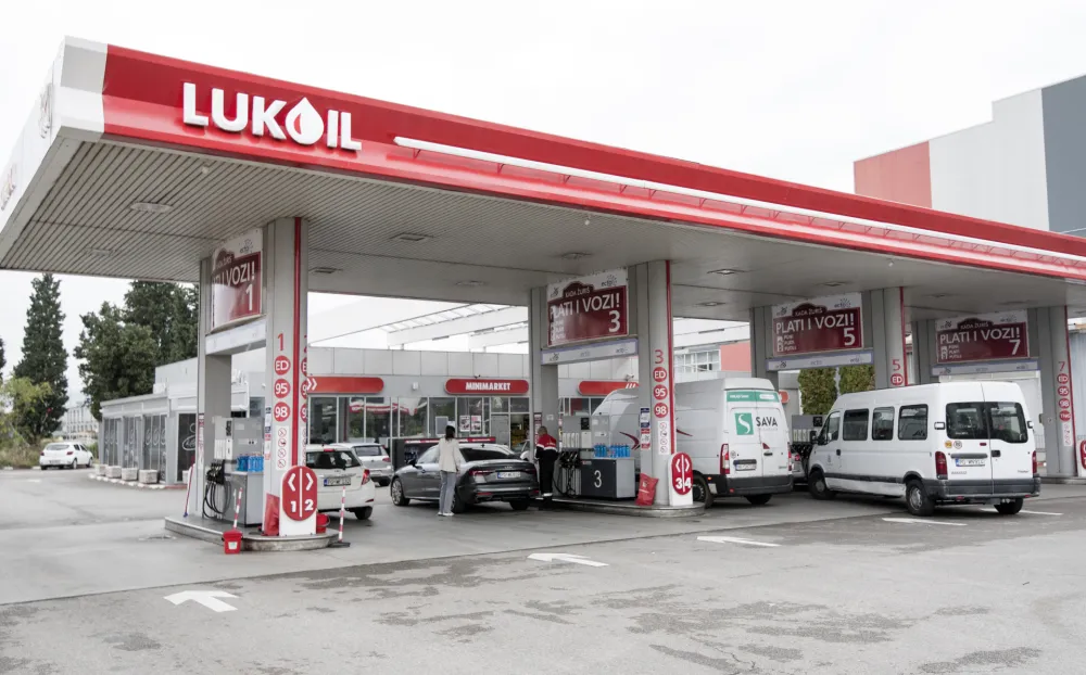Zbog američkih sankcija Lukoil prodaje imovinu u inostranstvu