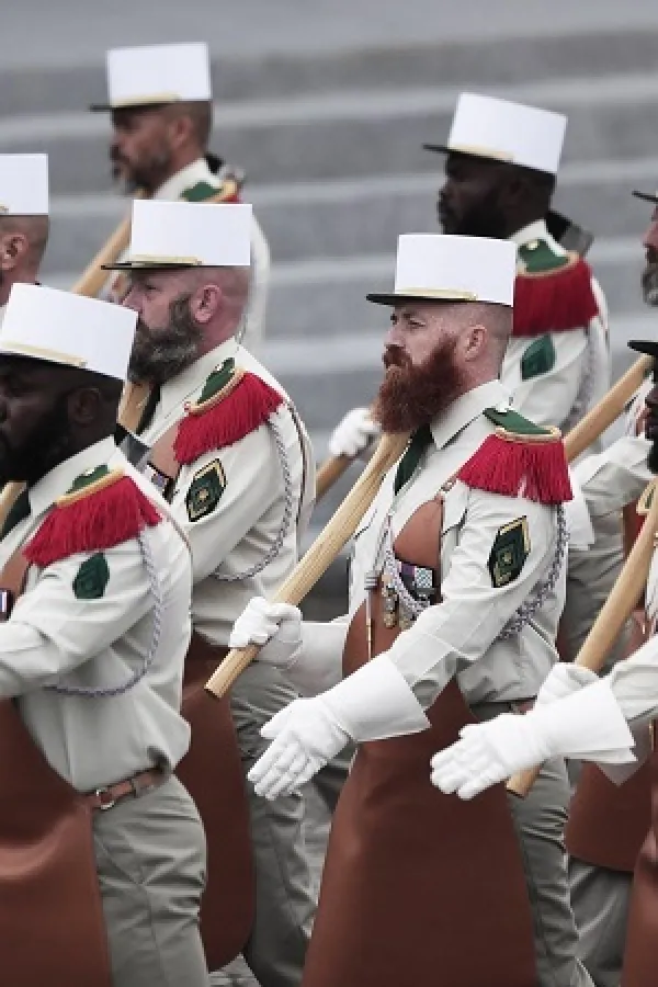 SVR: Francuska planira da rasporedi oko 2.000 vojnika u Ukrajinu