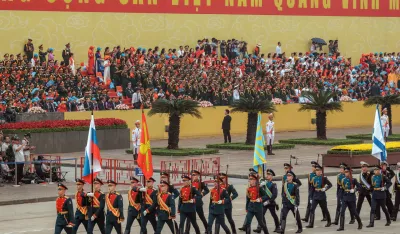 Ruski vojnici na paradi u Vijetnamu 2025. godine