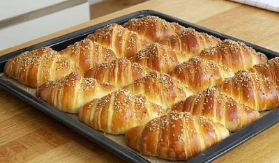 Napravite lisnate kiflice kod kuće: Isprobajte recept za savr&scaron;eno mekano pecivo