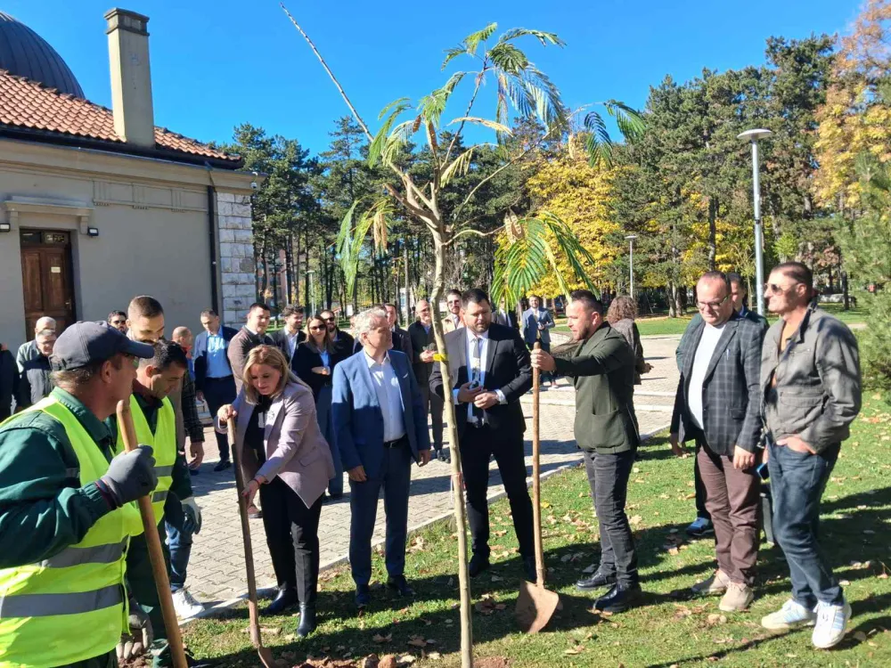 Satler u posjeti Nik&scaron;iću: Ekologija u prvom planu