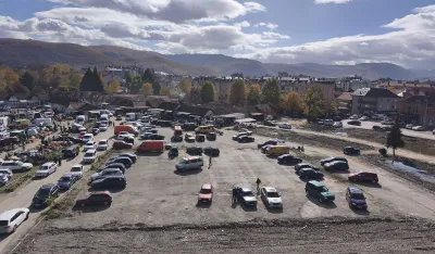 Ru&scaron;enje buvlje pijace i uklanjanje lokala preko puta zgrade Gimnazije u Beranama radi izgradnje megamarketa kompanije Lidl uspje&scaron;no je okončano. 