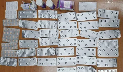 U Podgorici i Beranama zaplijenjeno vi&scaron;e od pola kilograma amfetamina i vi&scaron;e od 440 tableta sa liste opijata