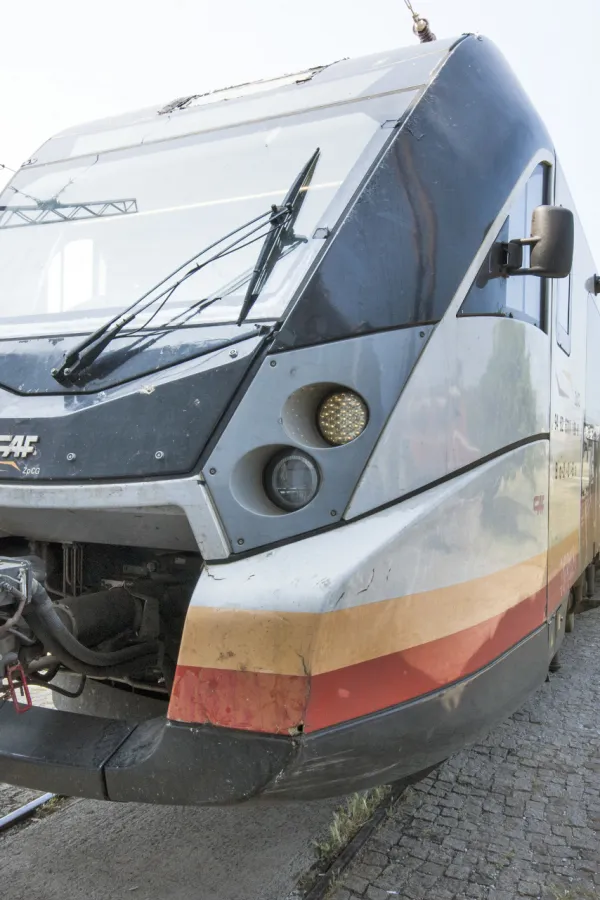 ŽPCG: Sudar teretnog voza i pomoćne lokomotive na pruzi između Trebaljeva i Mojkovca, povrijeđene dvije osobe