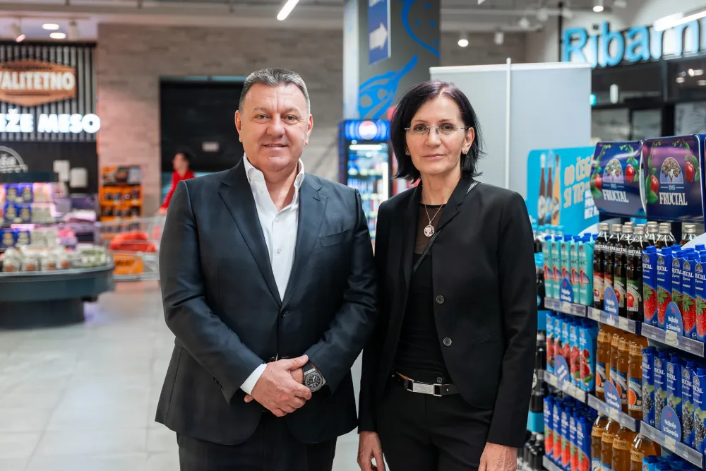 Voli i Ambasada Slovenije u Crnoj Gori