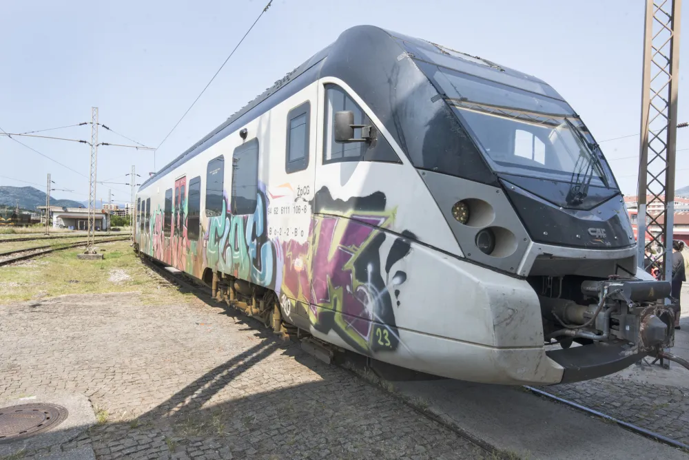 ŽPCG: Nije do&scaron;lo do sudara nego kontakta između teretnog voza i lokomotive&nbsp;