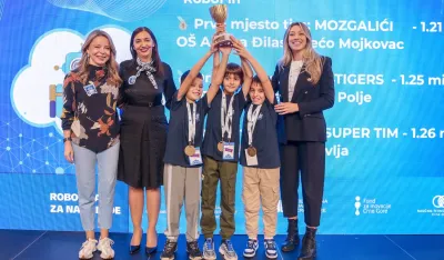 Mozgalići iz O&Scaron; &bdquo;Aleksa Đilas Bećo&ldquo; iz Mojkovca osvojili prvo mjesto na nacionalnom takmičenju u robotici &bdquo;RoboFin&ldquo;