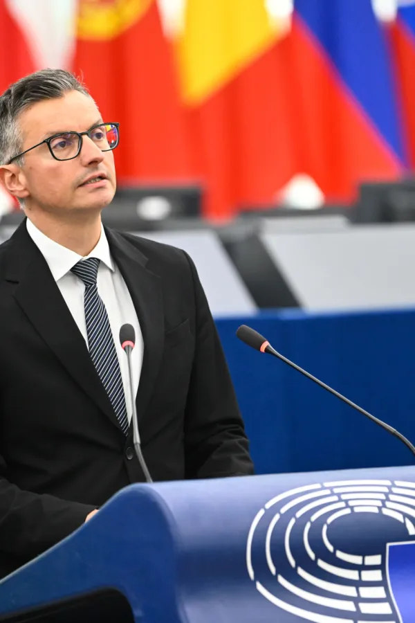 &Scaron;arec: Reformu EU sprovoditi nakon pro&scaron;irenja