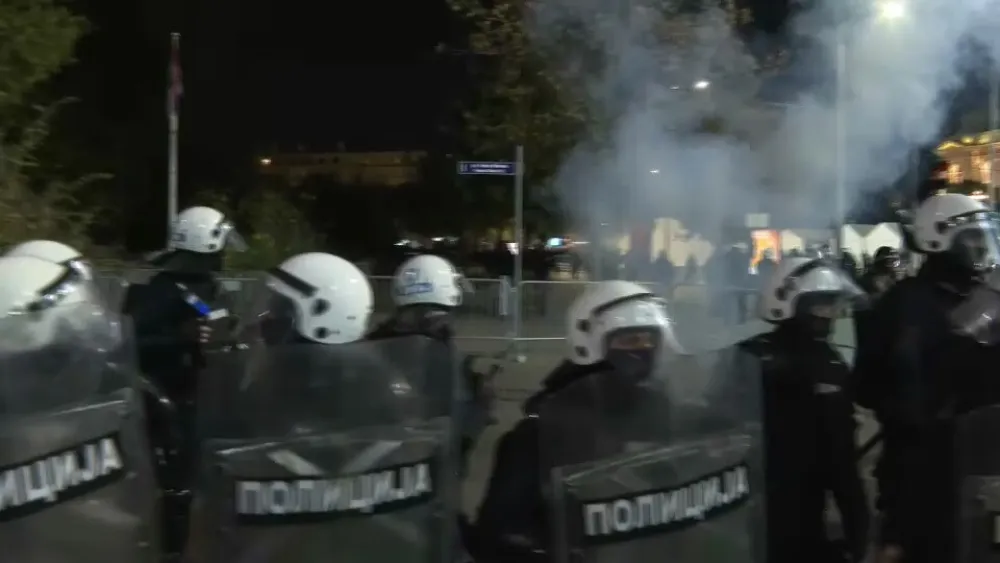 MUP i BIA optužuju "blokadere" za topovske udare - povrijeđen jedan policajac