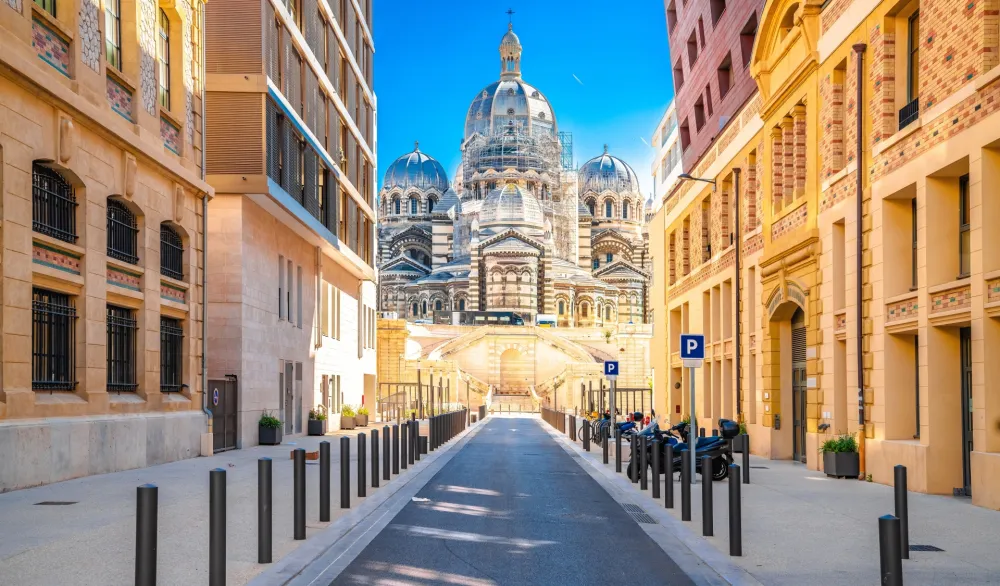 Pet policajaca povrijeđeno u Marseju nakon jurnjave sa lopovima