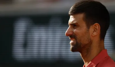 Novak Đoković preuzima upravljanje hotelom Sveti Stefan?