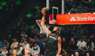 Sa meča Minesota - Juta