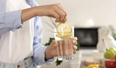 Ova tri jutarnja napitka najbolja su za regulaciju probave