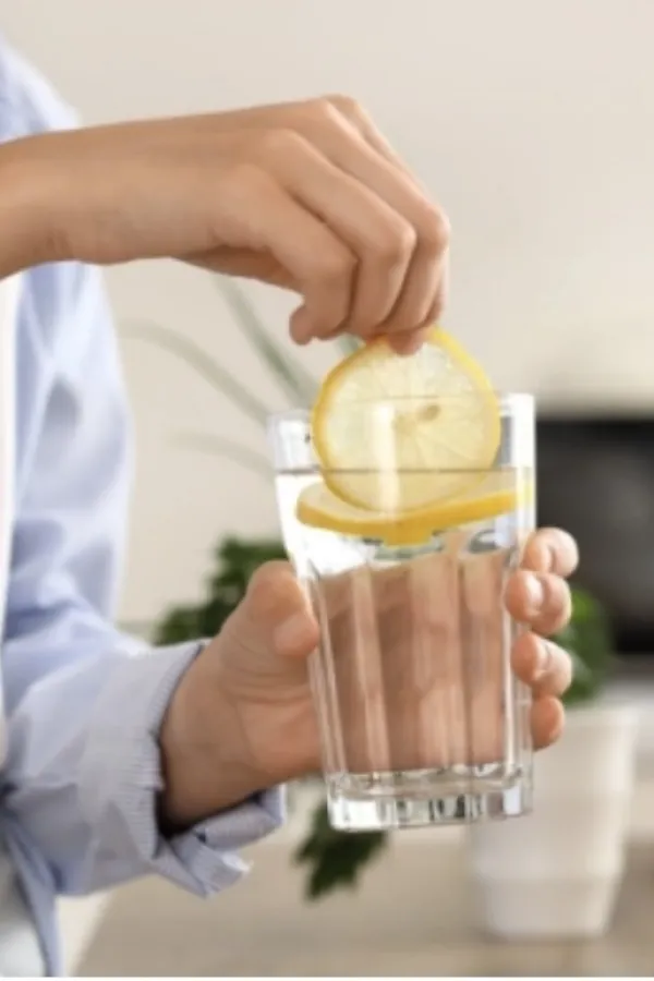 Ova tri jutarnja napitka najbolja su za regulaciju probave