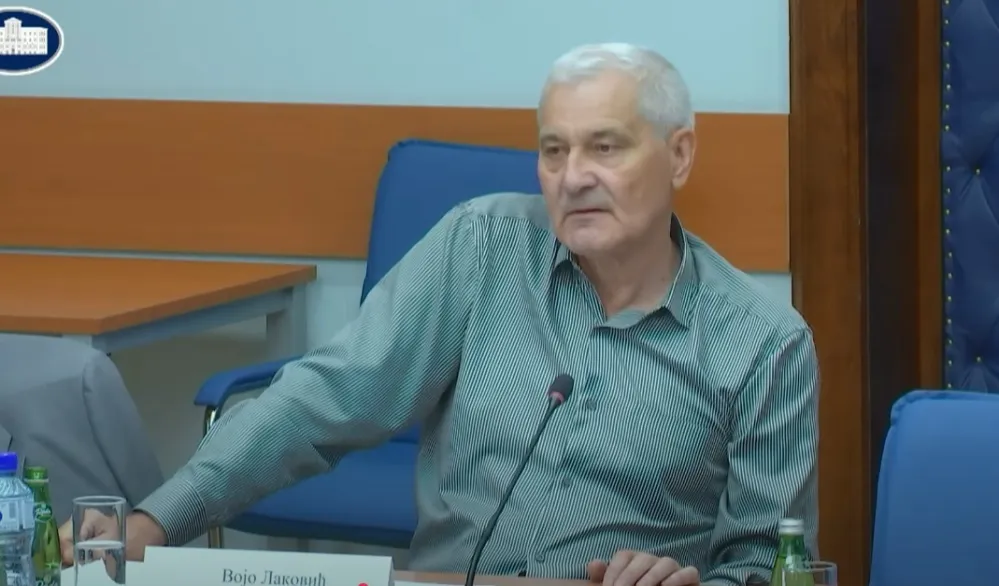 Otvoreno pitanje Lakovića VDT-u: &Scaron;ta ste konkretno preduzeli u vezi slučaja &ldquo;Crnih trojki&rdquo;?