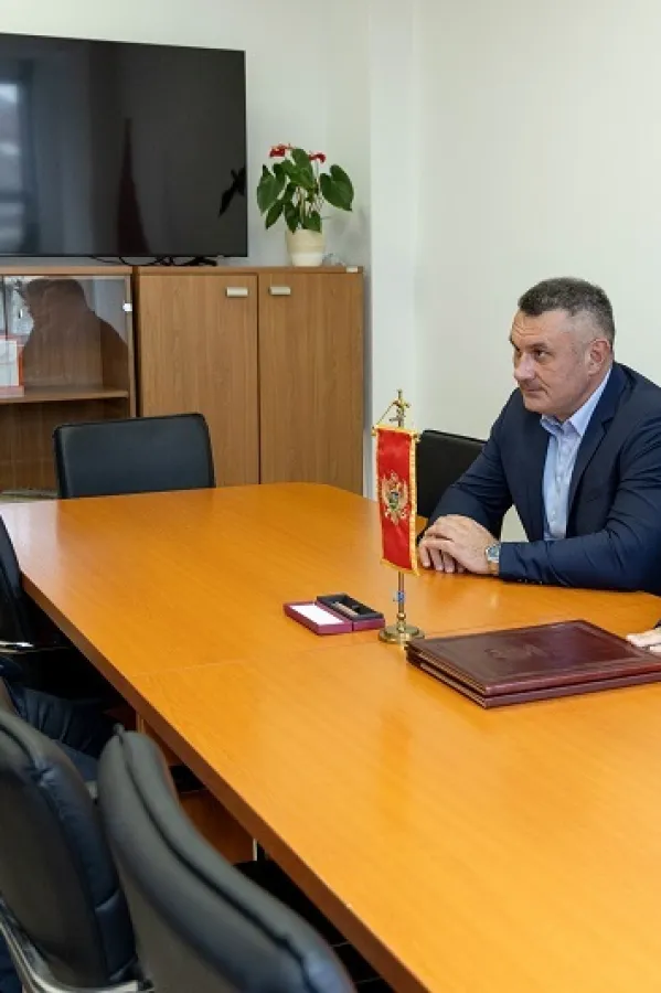 Komnenović i Vuksanović potpisali Memorandum o izgradnji bulevara u Tivtu