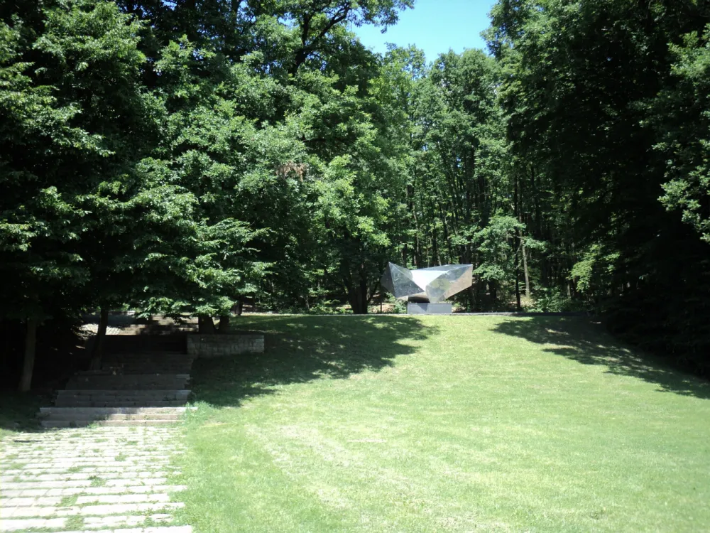 Spomen-parku Dotr&scaron;čina