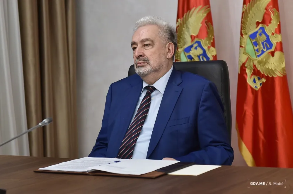 Krivokapić pisao Spajiću i Milatoviću: Obnovite kapelu na Lovćenu, to vam je vi&scaron;estruka obaveza