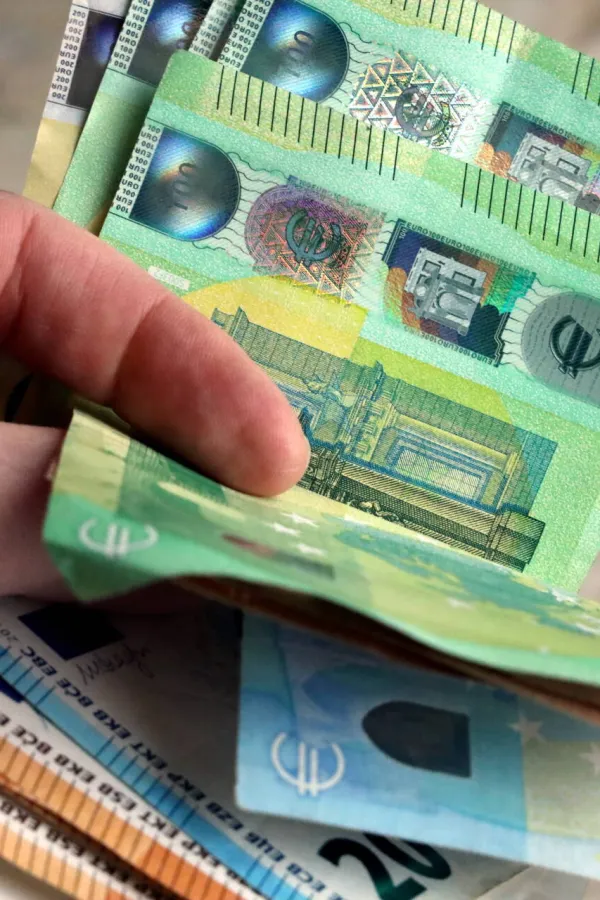Prosječna godi&scaron;nja plata u EU iznosila 39.800 eura u 2024.