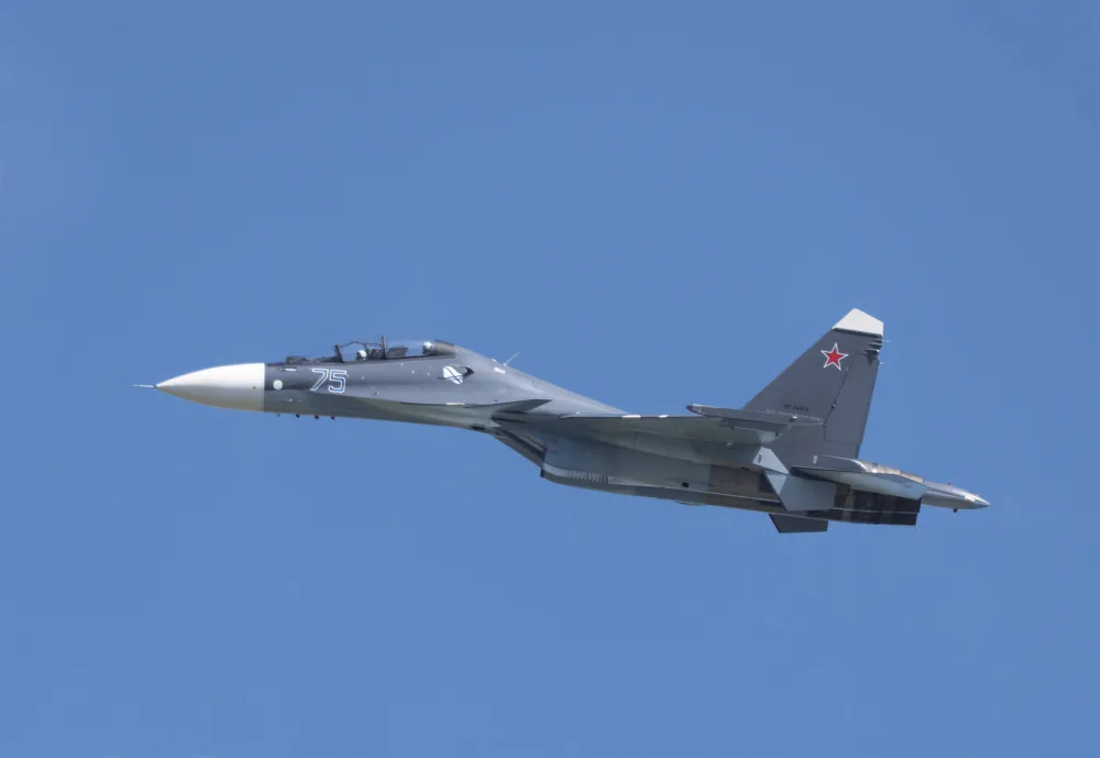  Su-30 perfoming 