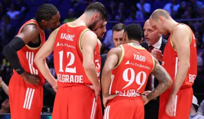 Ko&scaron;arka&scaron;i Crvene zvezde