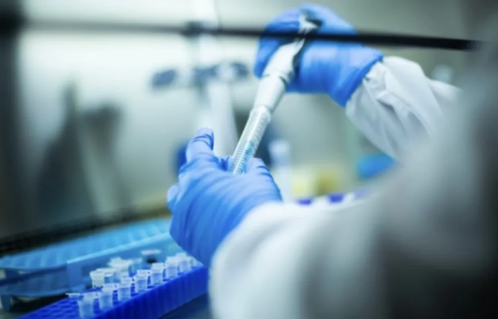 Naučnici prave mikrorobote koji plivaju kroz krv kako bi spriječili moždani udar