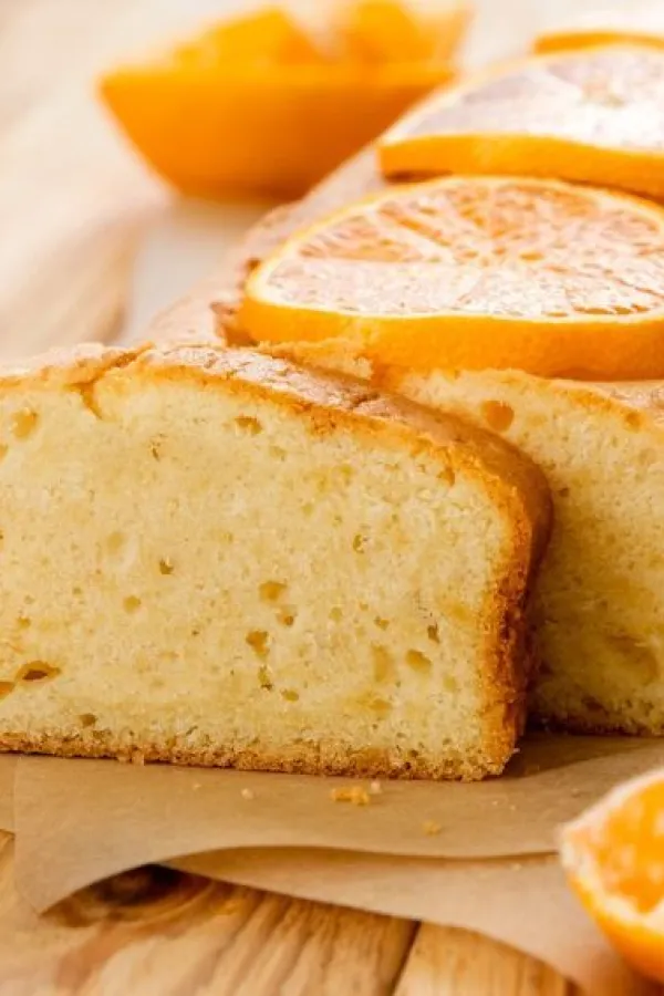 Sočni kolač s mandarinama i orasima