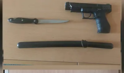 Policija kontrolisala OKG: Uhap&scaron;ene tri osobe &ndash; oduzeta vozila, oružje, municija, kokain i marihuana