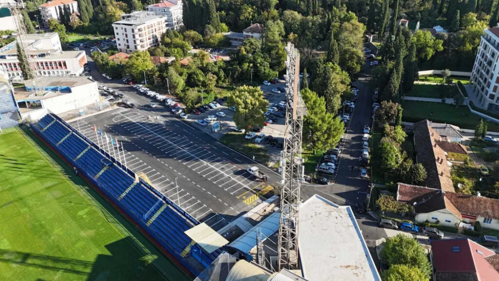 Pet novih parkirali&scaron;ta u Podgorici: Naplata na jo&scaron; 406 parking mjesta