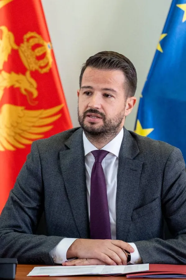 Milatović: Država mora stvoriti vi&scaron;e prilika za obrazovanje, bolje uslove i poslove za mlade