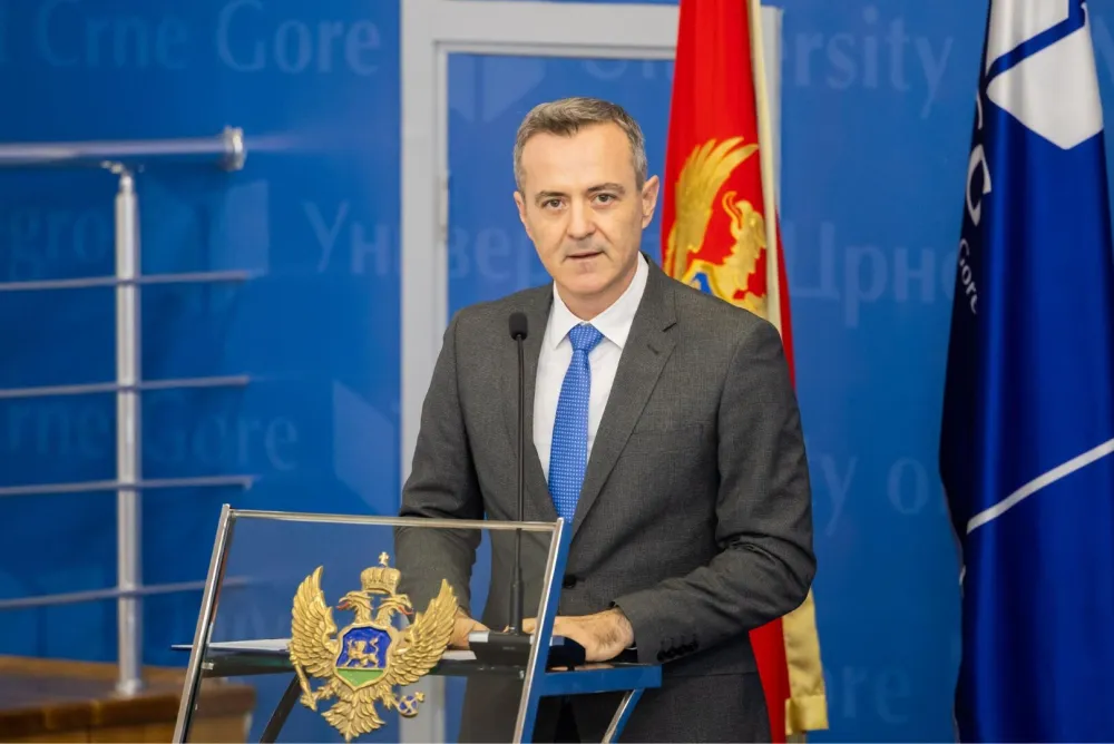 Božović: Univerziteti će biti ključne institucije u odbrani i razvoju ljudske inteligencije