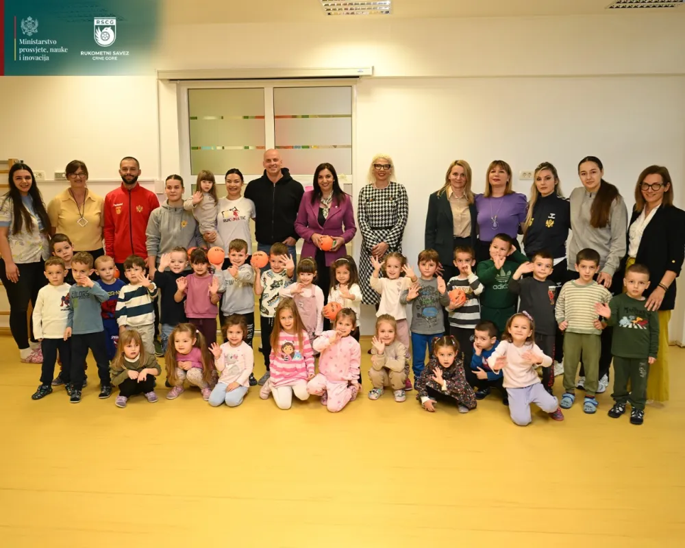 Uz projekat &bdquo;Rukometić&ldquo; najmlađi kroz igru razvijaju ljubav prema sportu