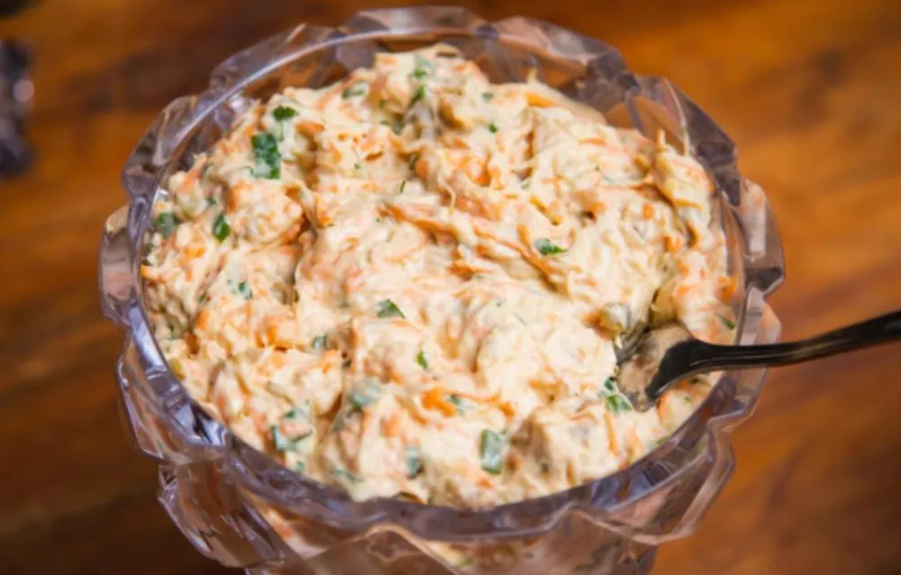 salata sa &scaron;argarepom i jogurtom