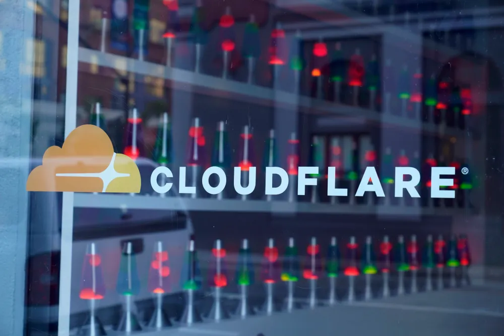 Oglasio se Cloudflare