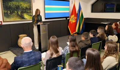 Op&scaron;tina Bar nagradila učesnike literarnog konkursa "Život bez filtera"