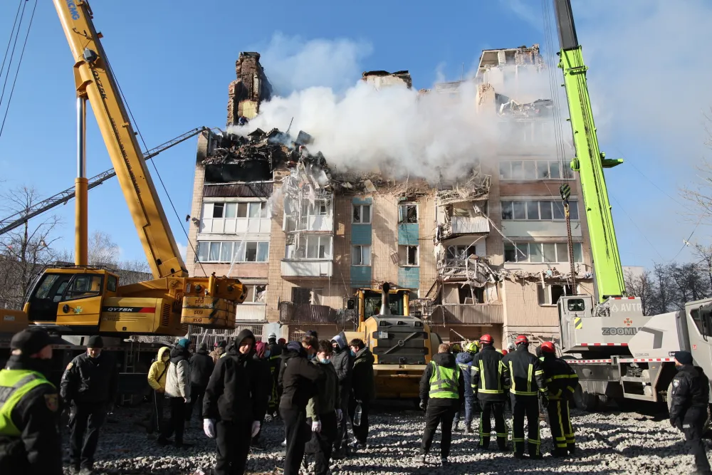 U ruskom napadu na Ternopolj poginulo 25 osoba, povrijeđeno 95
