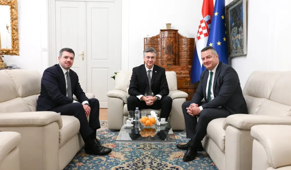 Vuksanović sa Plenkovićem: Vlada Hrvatske biće snažan oslonac hrvatskoj nacionalnoj manjini