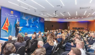 (FOTO) U Tivtu svečano obilježen Dan op&scaron;tine