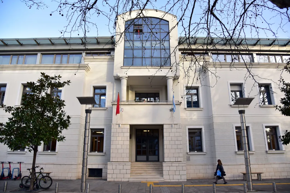 Biblioteka Radosav Ljumovic, Narodna biblioteka Radosav Ljumovic, gradska biblioteka, biblioteka, Radosav Ljumovic