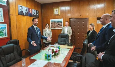 Milatović u Pljevljima: Bolja infrastruktura, čist vazduh i nova radna mjesta &ndash; formula za napredak